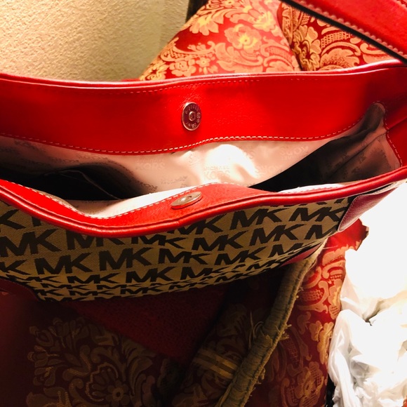 ❣️❣️Michael Kors MK Logo Shoulder Bag ❣️❣️ - Picture 3 of 7